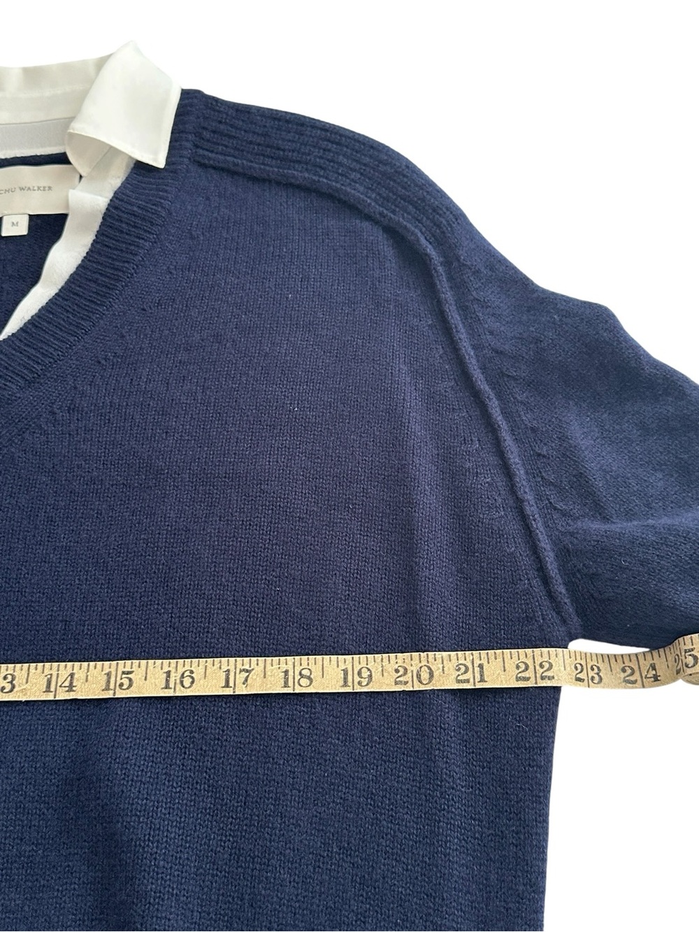 Brochu Walker Looker Layer Cashmere Blend Navy Sweater Minimalist Med - Picture 9 of 11